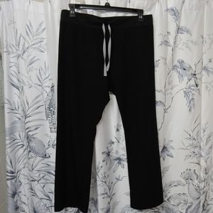 Figs wear Livingston pant size Large